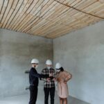 Pozwolenie na budowę czy zgłoszenie – kiedy i jak wybrać odpowiednią procedurę budowlaną